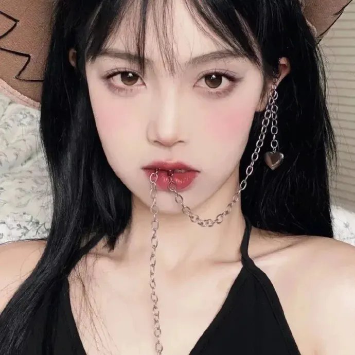 在远处永远守候着你